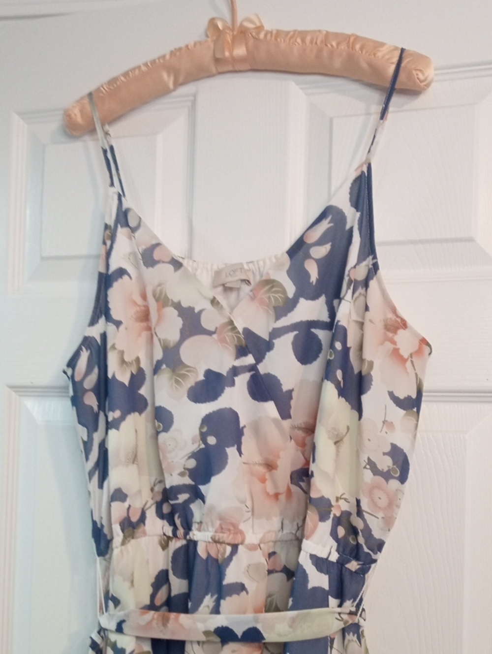 LOFT V NECK RUFFLE MAXI DRESS - Picture 2 of 8